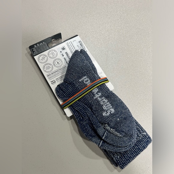 Smartwool Men's Medium Hike Classic Edition Light Cushion Crew Socks Blue NWT - Picture 2 of 5